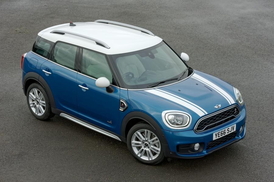  Mini Cooper S Countryman ALL4 2017 года  (UK) (фото 36 из 37)